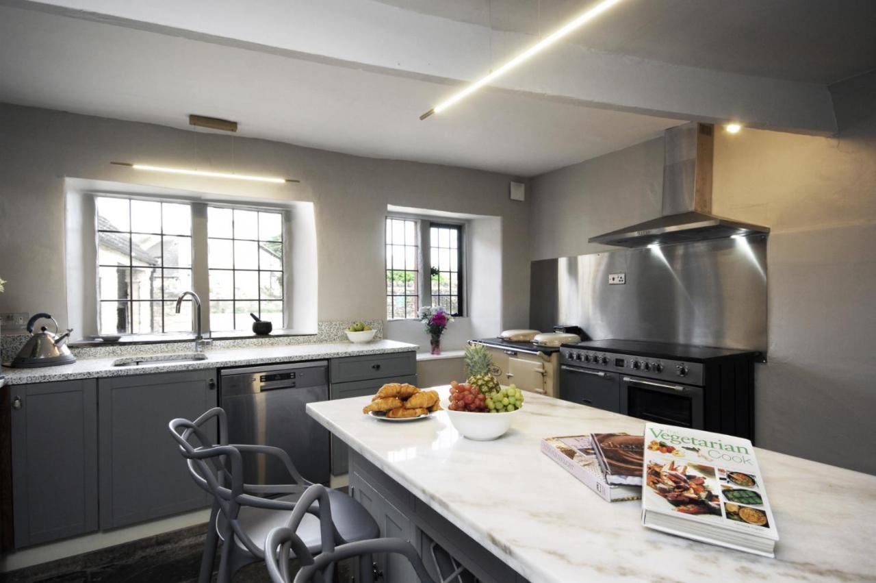 Topside House - Beautiful 7 Bedroom House With Hottub Wifi And Parking Near Bath Wells Frome Oakhill Buitenkant foto
